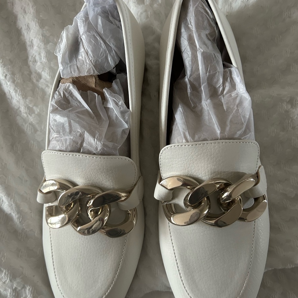 Nine West White and Gold Loafers with Chain Detail - Picture 5 of 5